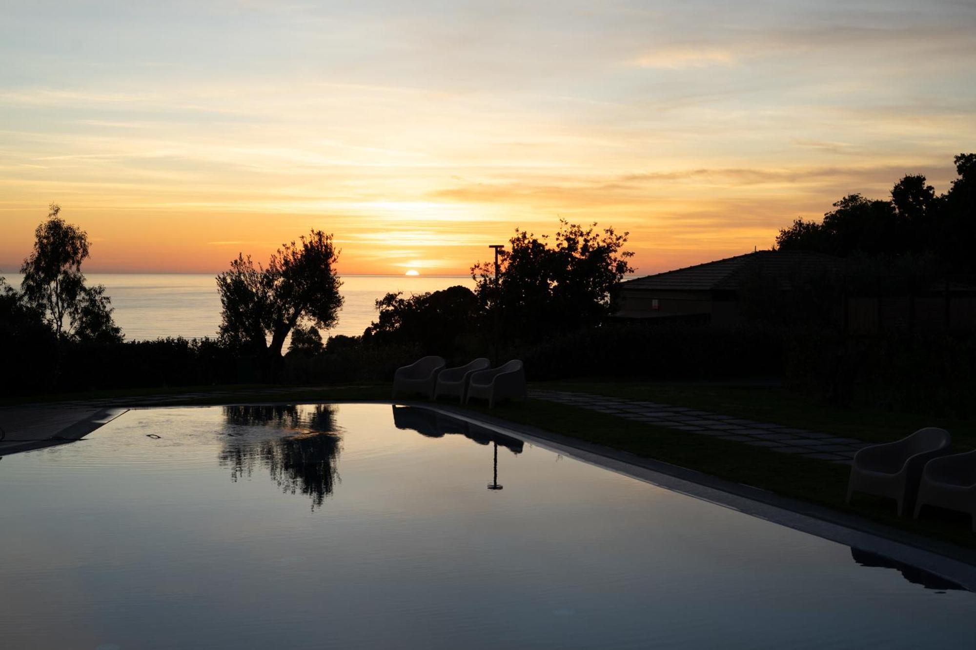 Hang Loose Cottage Hotel & Resort 4 Stelle Gizzeria Calabria ภายนอก รูปภาพ